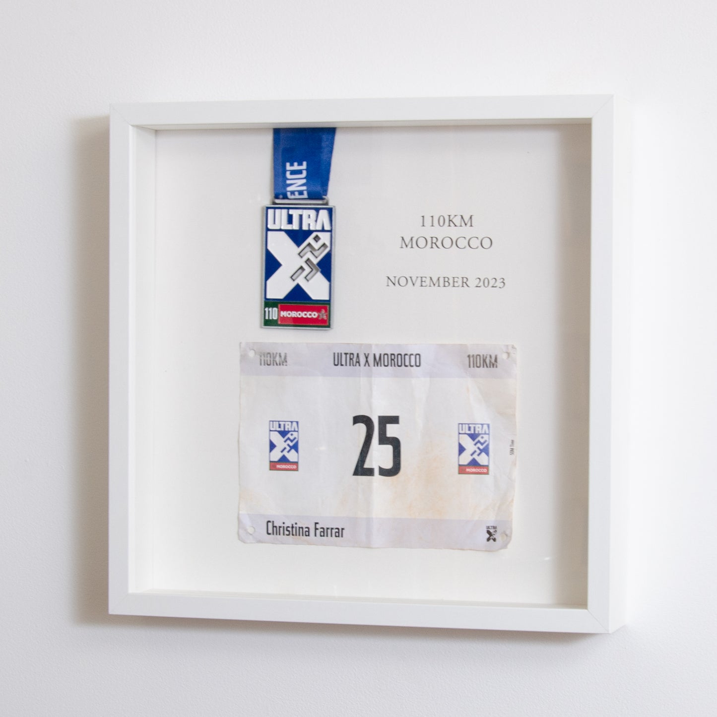 Personalised medal and bib display frame