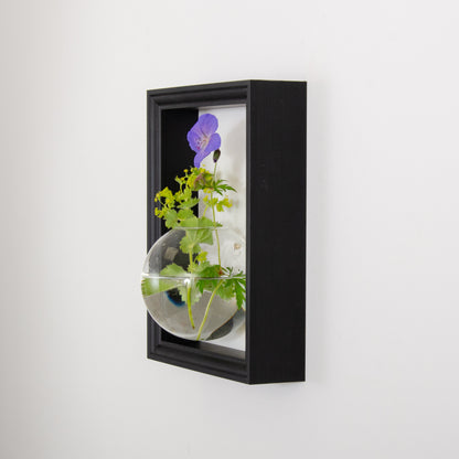 Flower vase display frame