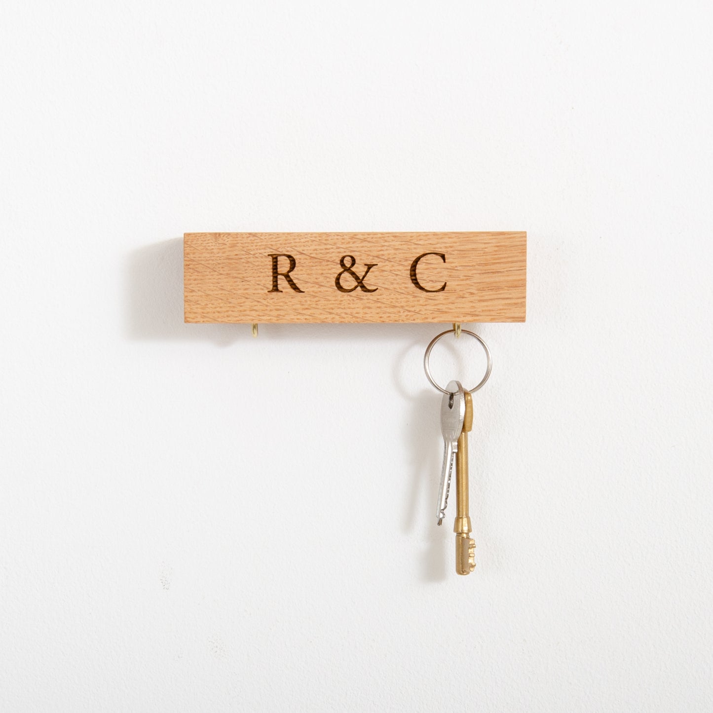 Personalised oak key ring holder