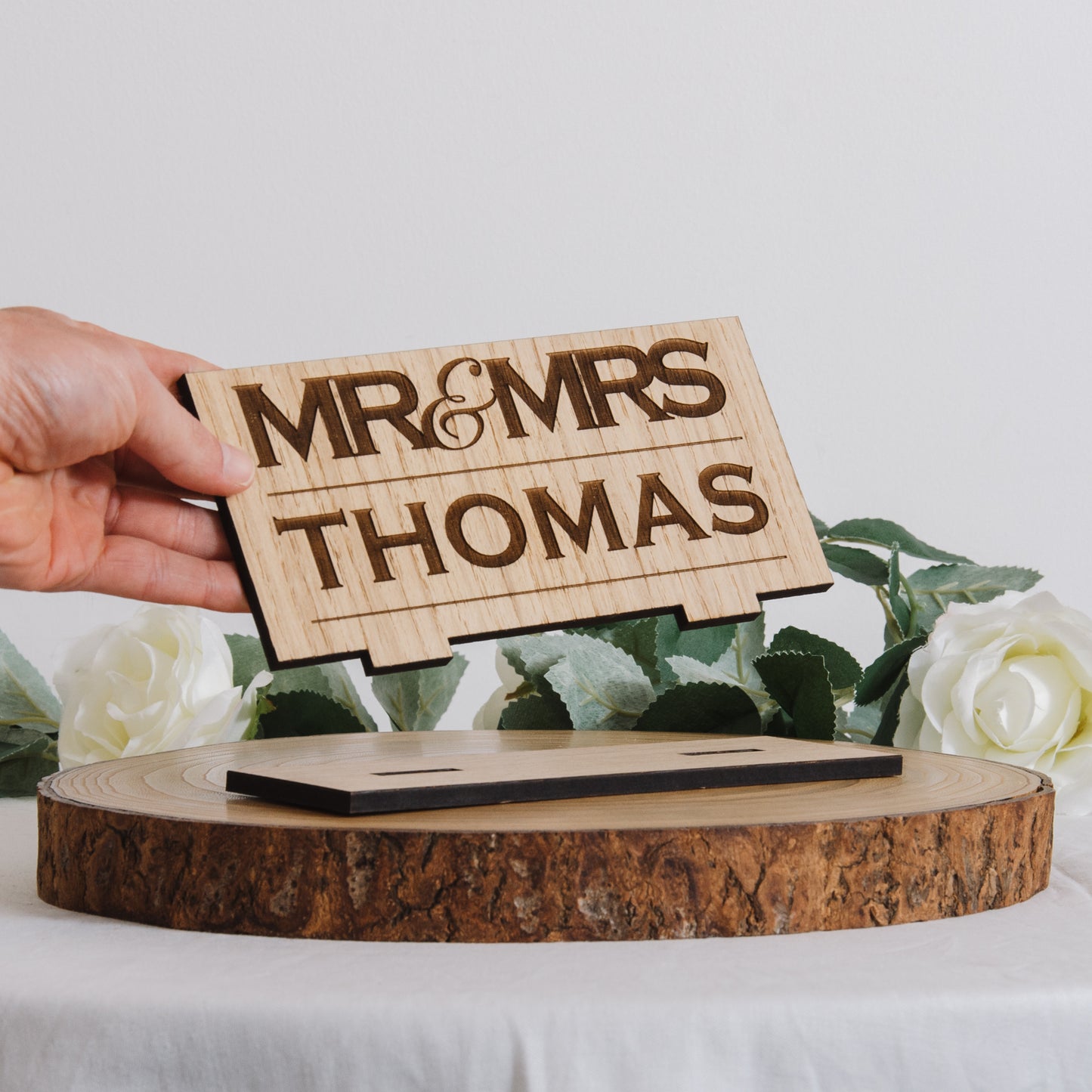 Mr & Mrs wedding sign