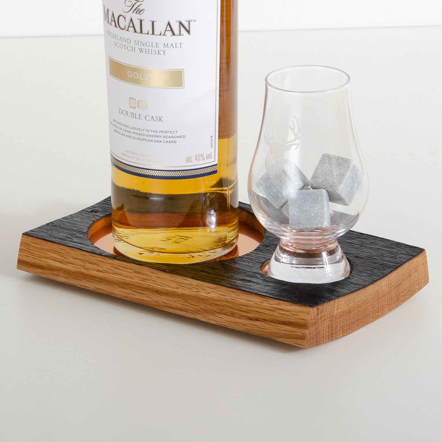 Double whisky wood flight for glass and bottle