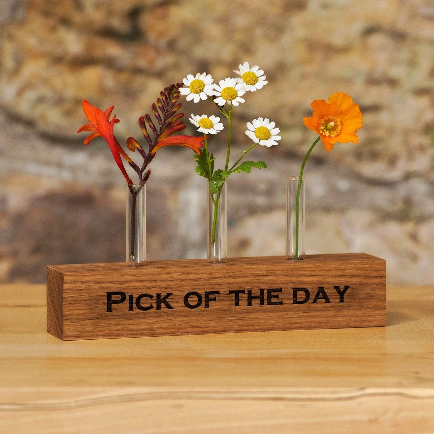 Oak Flower Holder - Stag Design
 - 1